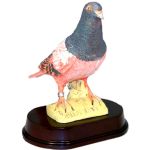 Trophée Résine Pigeon Voyageur Bague - Haut. 22 Cm